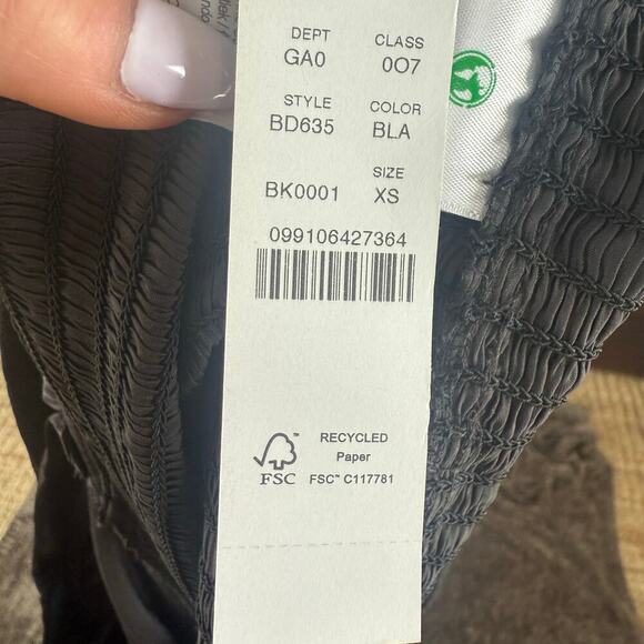 J.CREW | NWT Featherweight Smocked Square Neck Cropped Top Black Satin Size XS - Picture 6 of 13